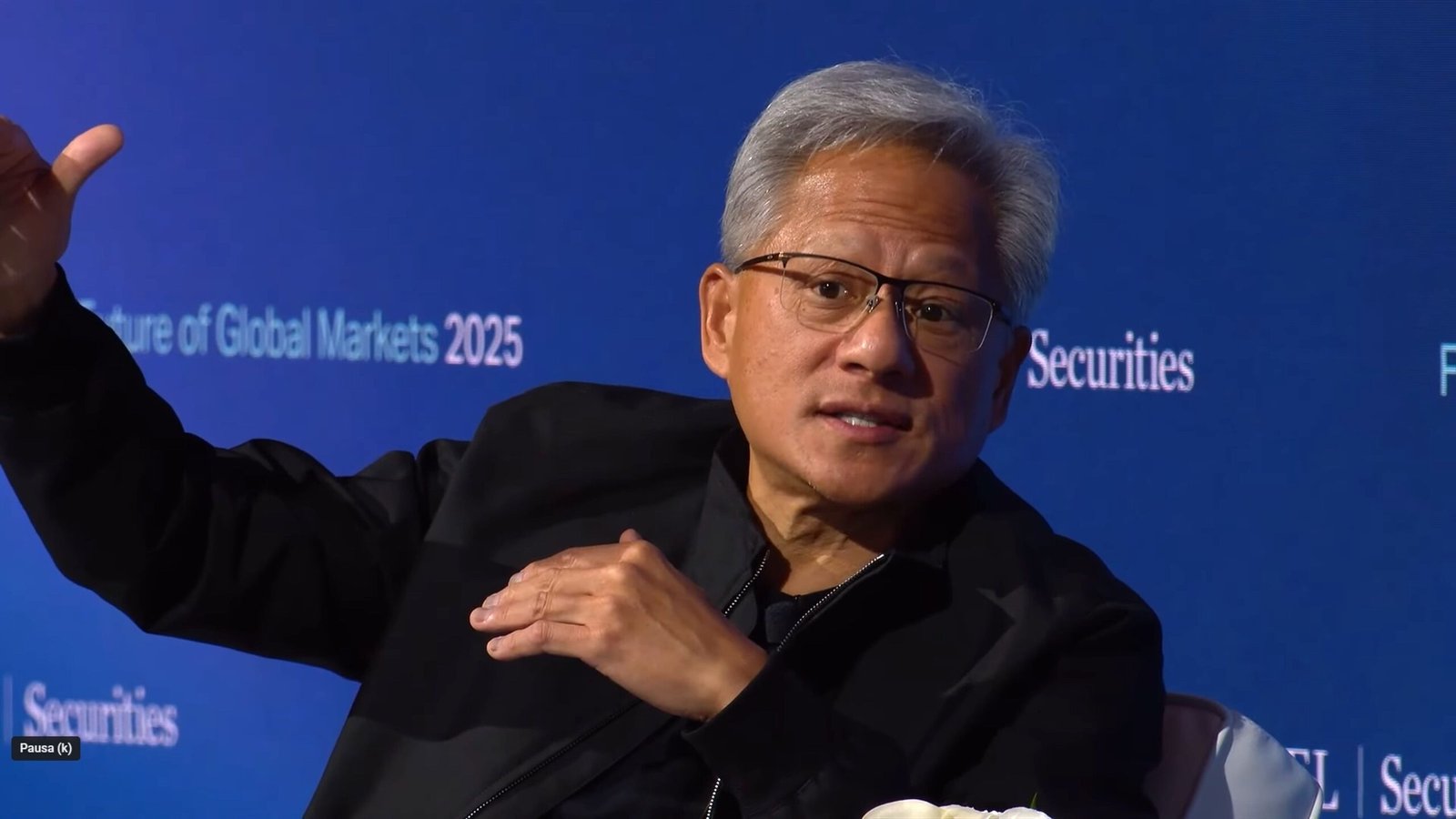 Jensen Huang, CEO de Nvidia, estalla contra Donald Trump: “En China hemos pasado de 95% al 0% en cuota de mercado”