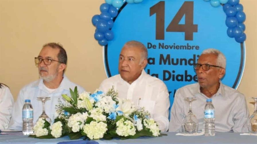 Ministro Andrés Bautista llama a fortalecer la prevención de la diabetes