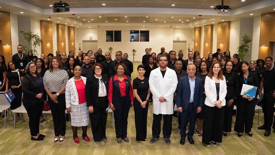 Cedimat certifica a 98 profesionales de enfermería e imágenes médicas