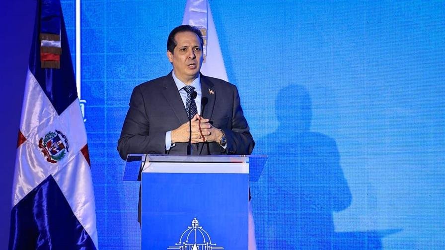 Ministro de Salud dice que apoya las medidas del Ministerio Público en caso Senasa