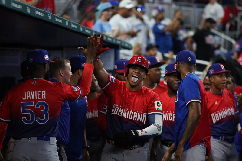 Clásico Mundial: ¿Qué hará el equipo dominicano este fin de semana antes de venir al país el lunes?