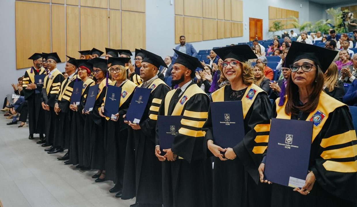 Gradúan los primeros doctores en Ciencias de la Educación RD