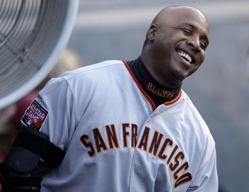 Barry Bonds pudo haber firmado con los Yankees, pero le cerró el teléfono a Steinbrenner