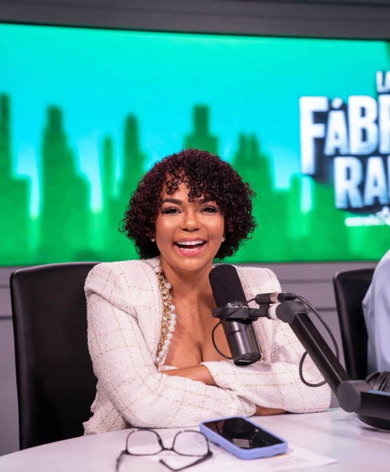 Cheddy García revela que estará en “La Fábrica Radio” por 3 meses como panelista invitada