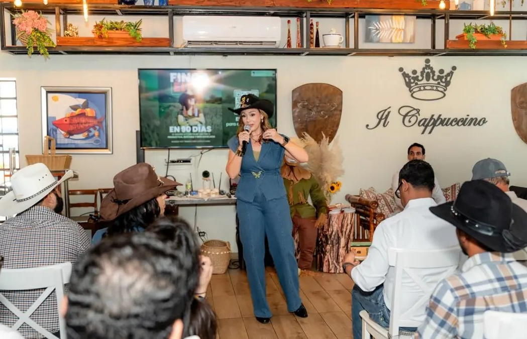 Empresaria Cheryl Victoria presenta Agroconecta