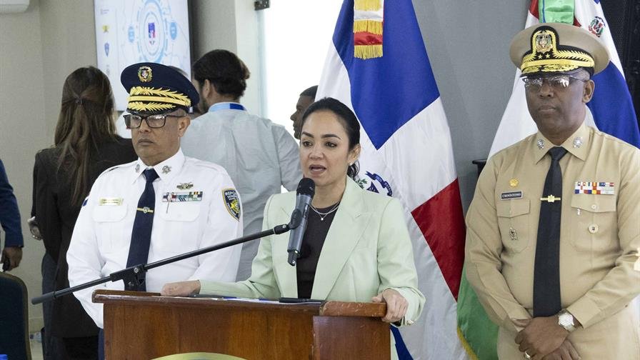 Faride afirma inconductas de agentes son “una minoría” dentro de la Policía Nacional