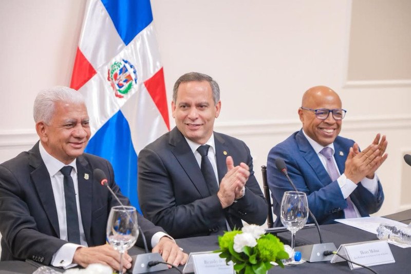 Justicia y Legislativo fortalecen alianza para modernizar el sistema judicial