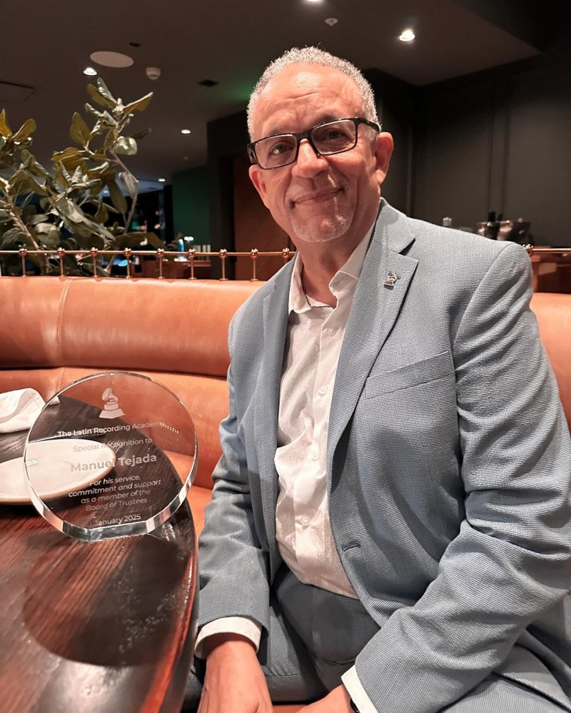 Manuel Tejada confirma deuda de los hermanos de Rubby Pérez tras homenaje: “Nos deben a muchos”