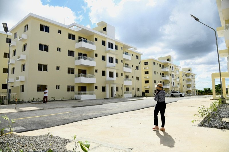 Médicos denuncian no han recibido los apartamentos entregados por el Presidente en diciembre