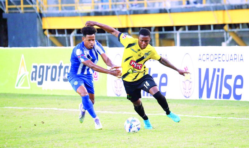 O&M gana en Moca, Delfines y Salcedo empatan en la liguilla de la LDF