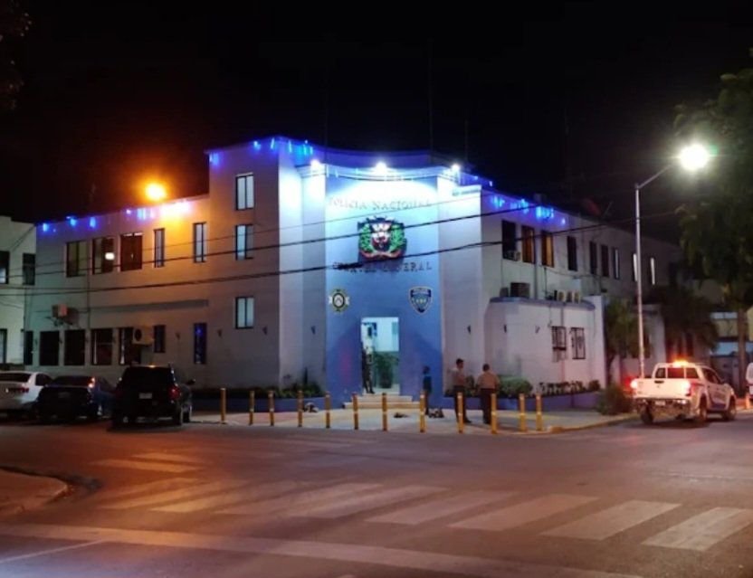 Policía Nacional suspende y envía al Ministerio Público a oficiales y alistados tras apertura de investigación por presunta sustracción de dinero en San Cristóbal