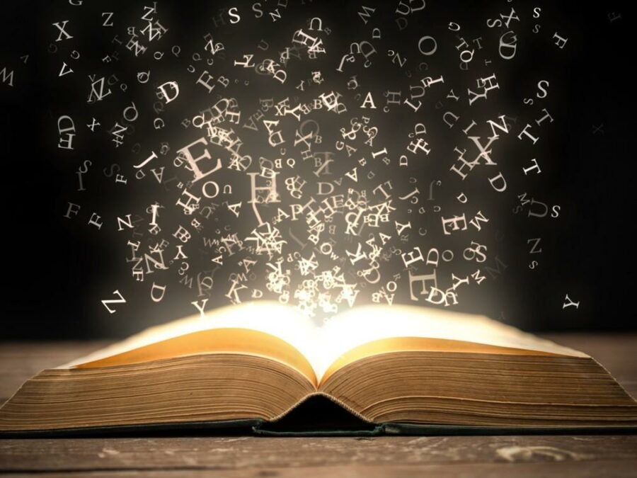 Presentarán antología cuentos de doce reconocidos escritores