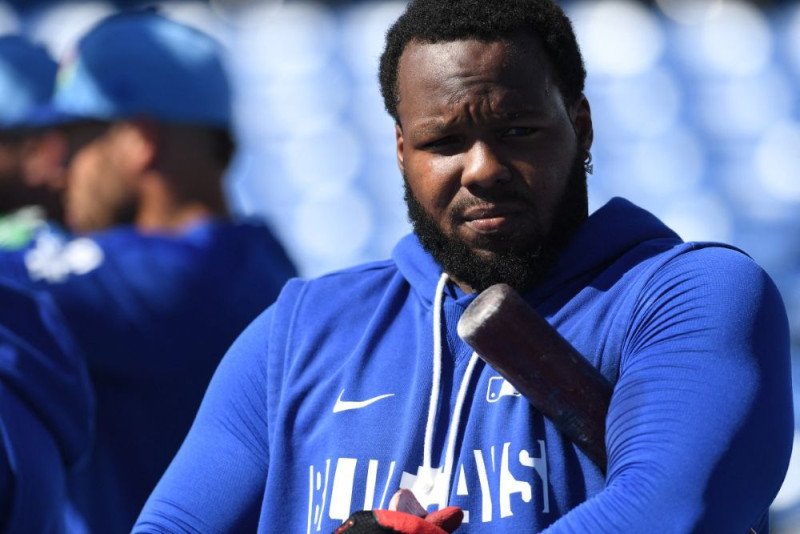 Vladdy Guerrero Jr. quiere ver la reacción de su padre cuando use el uniforme de RD en el Clásico