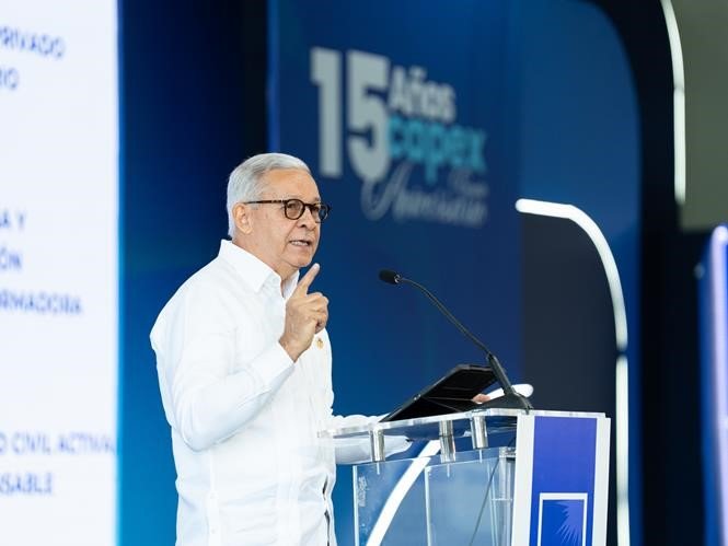 Banfondesa destaca liderazgo inclusivo en conversatorio por 15 años de Capex