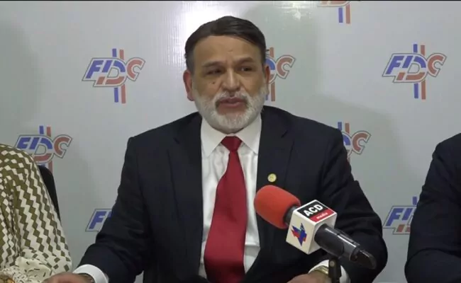 Cadeco solicita prórroga de dos años para implementar Ley de Facturación Electrónica
