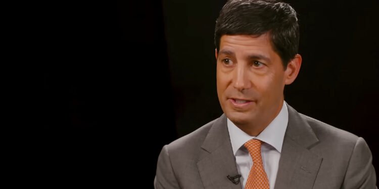 Hoy se juramenta el bitcoiner Kevin Warsh como presidente de la FED