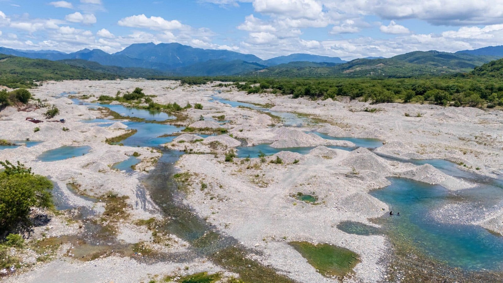 Medio Ambiente declara intervención urgente del río Nizao