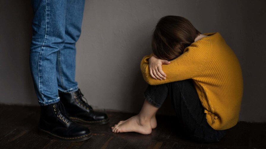 “Es una experiencia traumática”: el impacto de los feminicidios en niños que quedan huérfanos