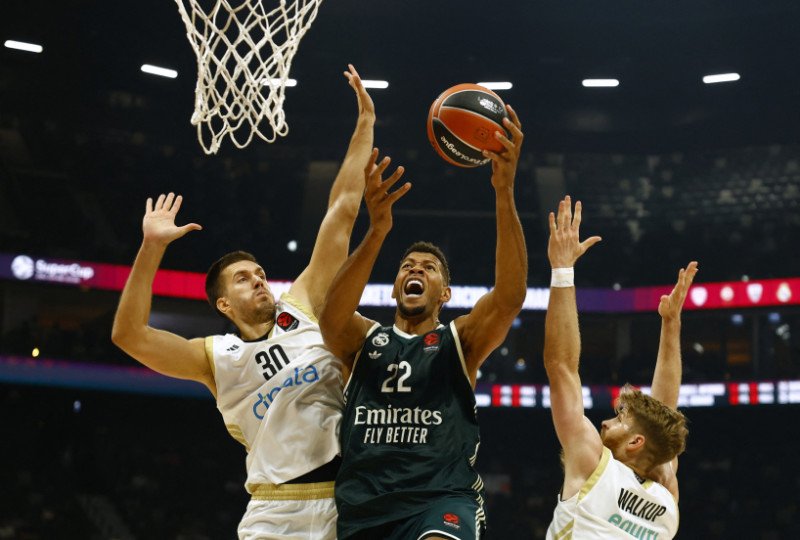 El Real Madrid sufre, pero sobrevive y se emplaza en la final con el Olympiacos