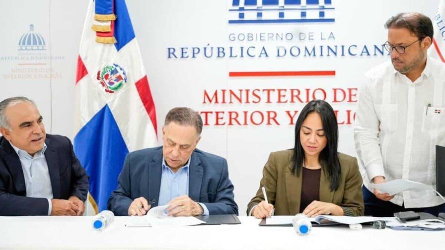 Sector privado donará terrenos para nueva estación de bomberos industrial en Haina