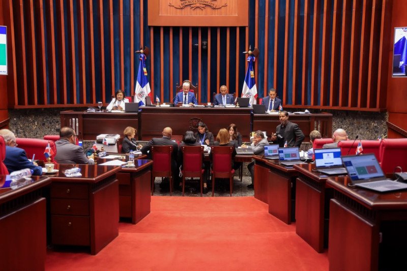 Senado aprueba proyecto para que los ciudadanos deban permitir la aplicación de vacunas